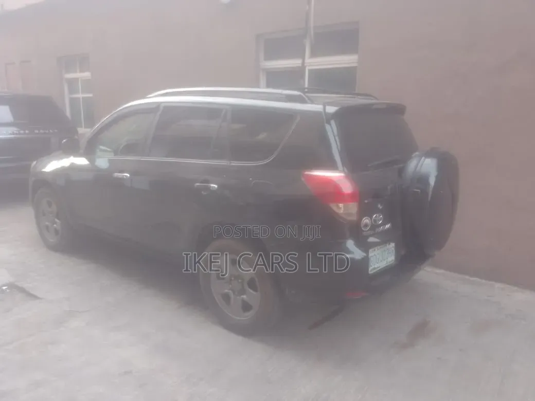 Toyota RAV4 2008 Black