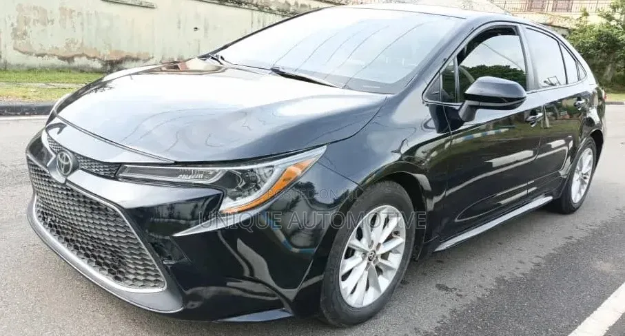 Toyota Corolla XLE 2020 Black