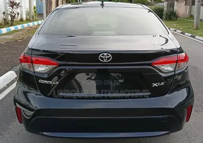Toyota Corolla XLE 2020 Black