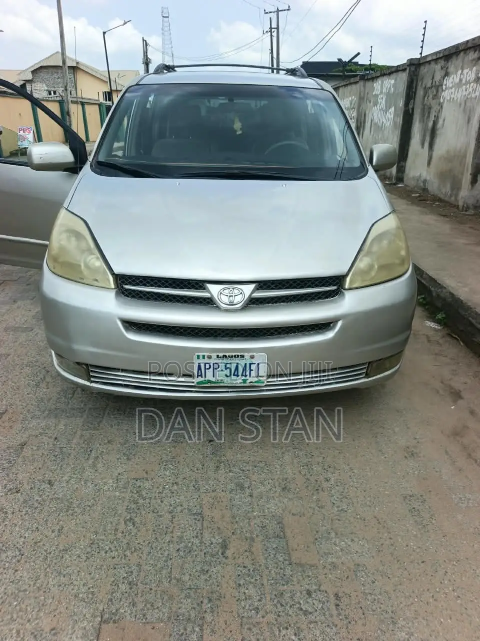 Toyota Sienna 2005 Silver