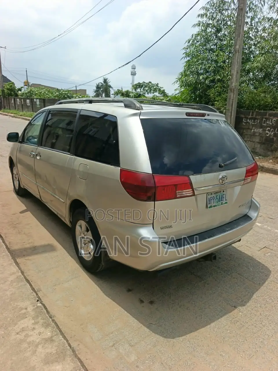 Toyota Sienna 2005 Silver
