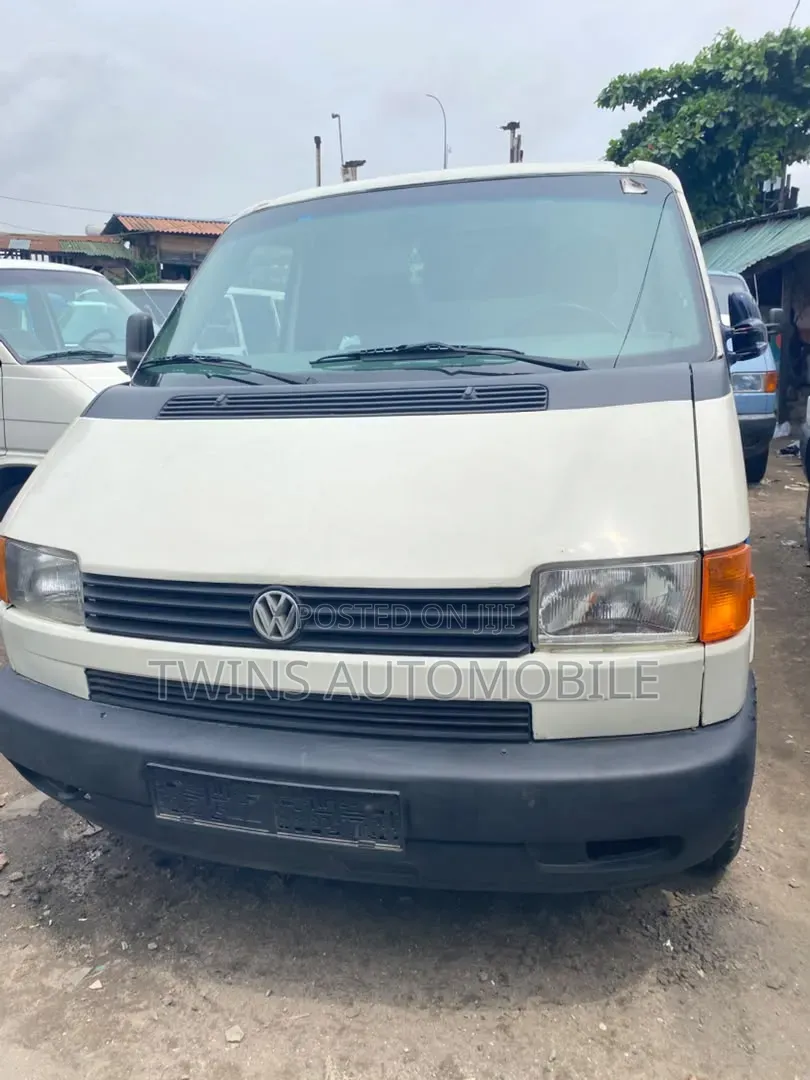 Volkswagen Transporter 2000 White