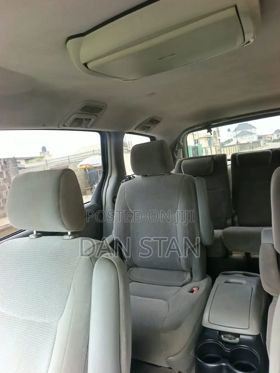 Toyota Sienna 2005 Silver