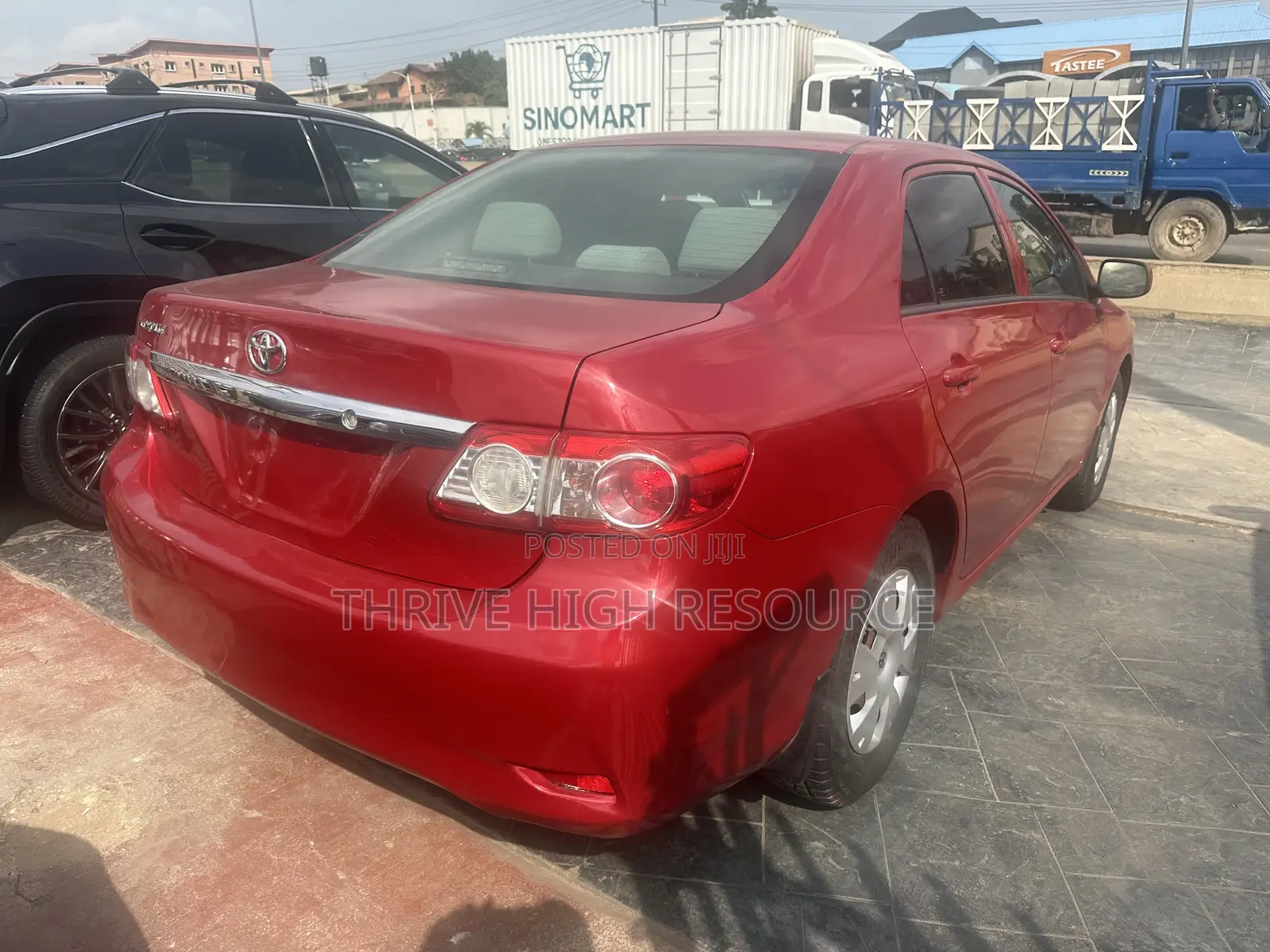 Toyota Corolla L 4dr Sedan (1.8L 4cyl 5M) 2012 Red