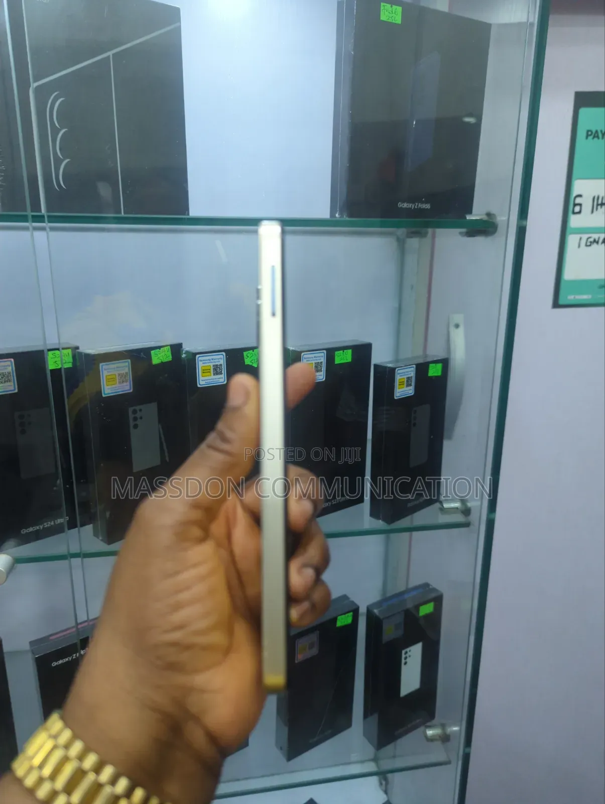 Tecno Spark 20C 256 GB Yellow