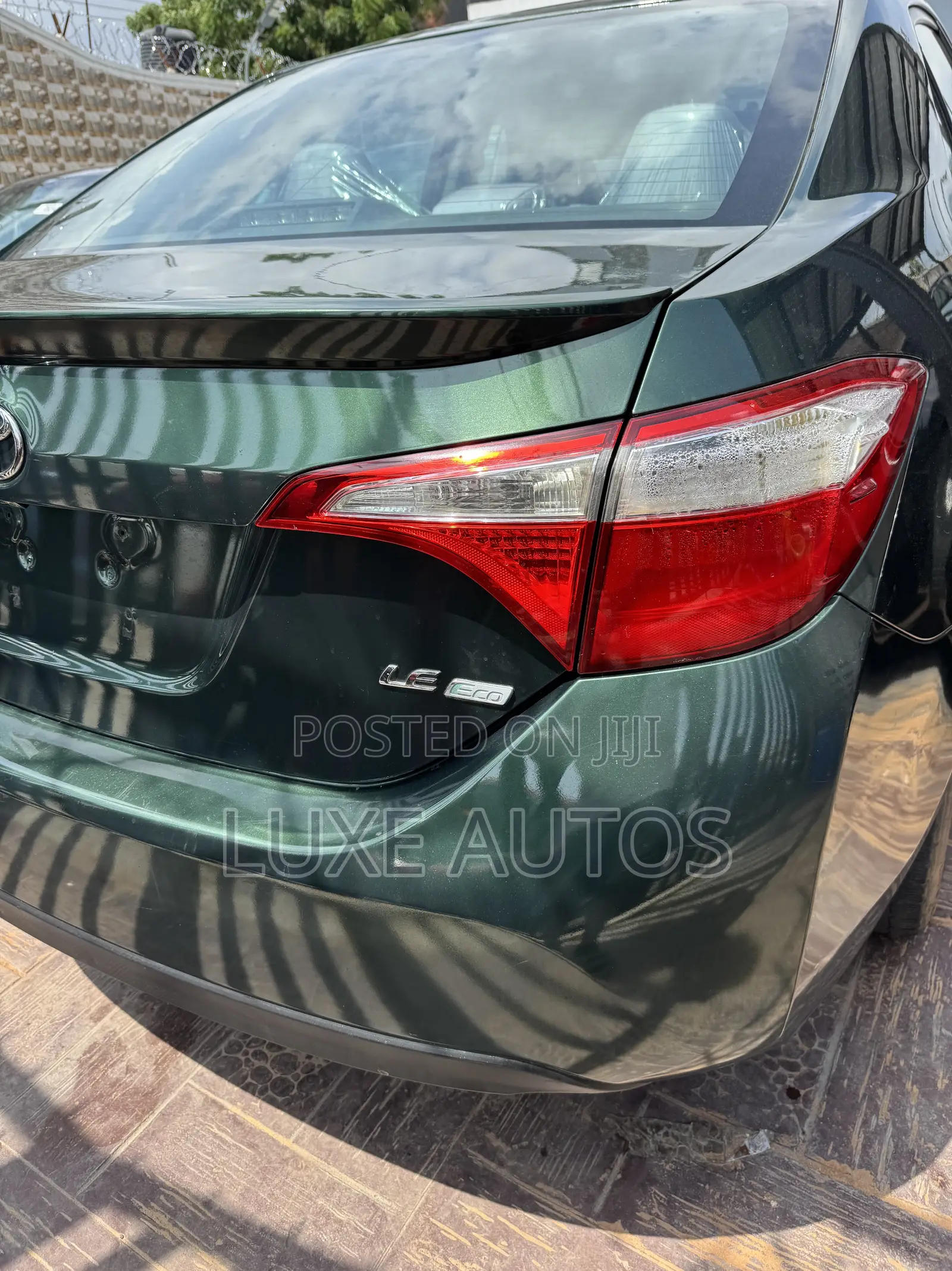 Toyota Corolla LE Eco Premium 4dr Sedan (1.8L 4cyl CVT) 2014 Green