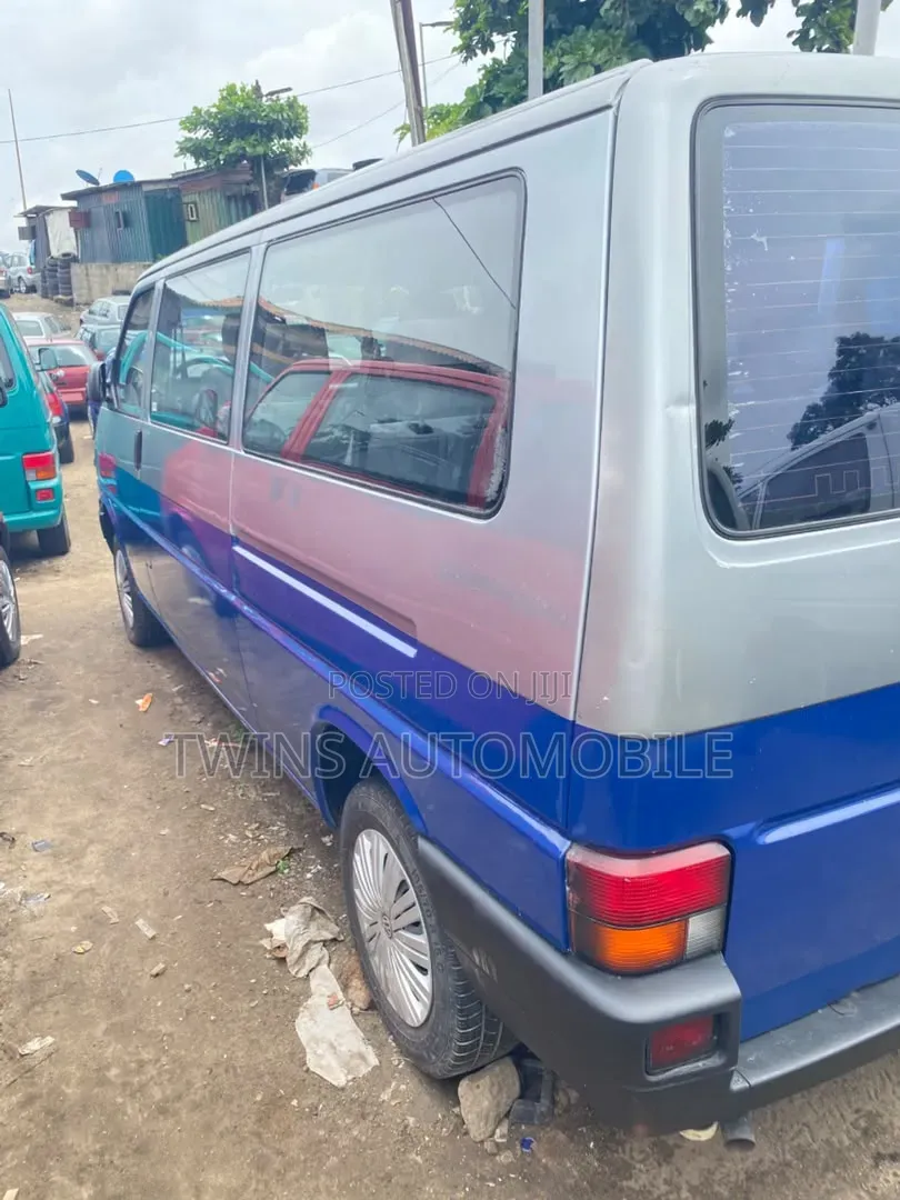Volkswagen Transporter 1999 Blue