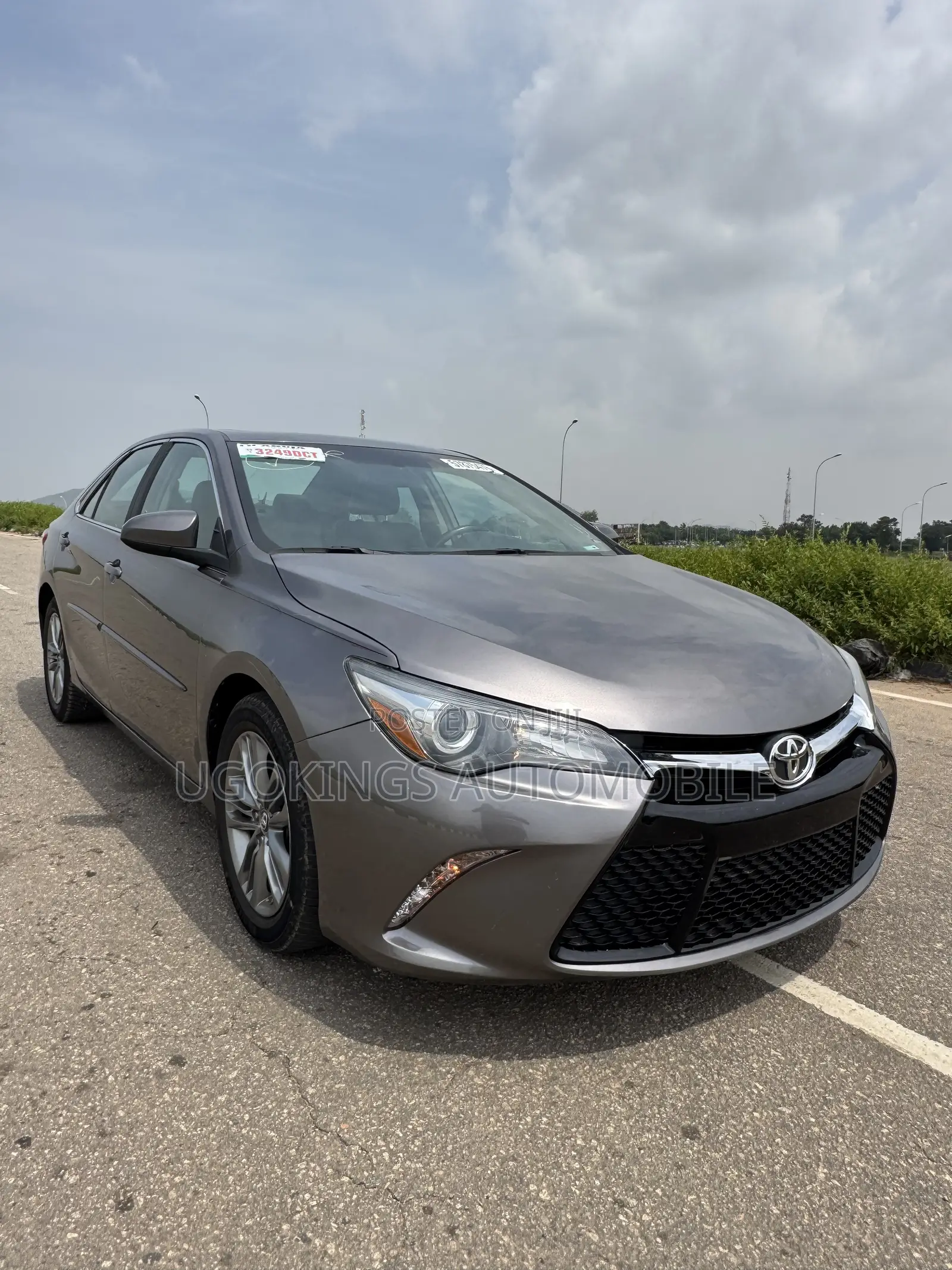 Toyota Camry 2016 Gray