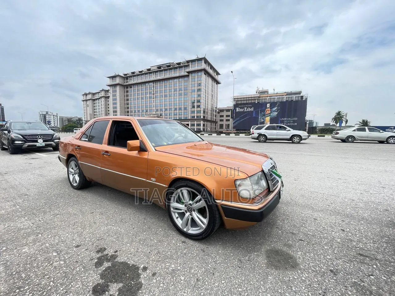 Mercedes-Benz V-Class 1995 Gold