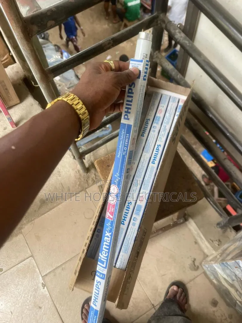 2ft 18w Florescent Tube