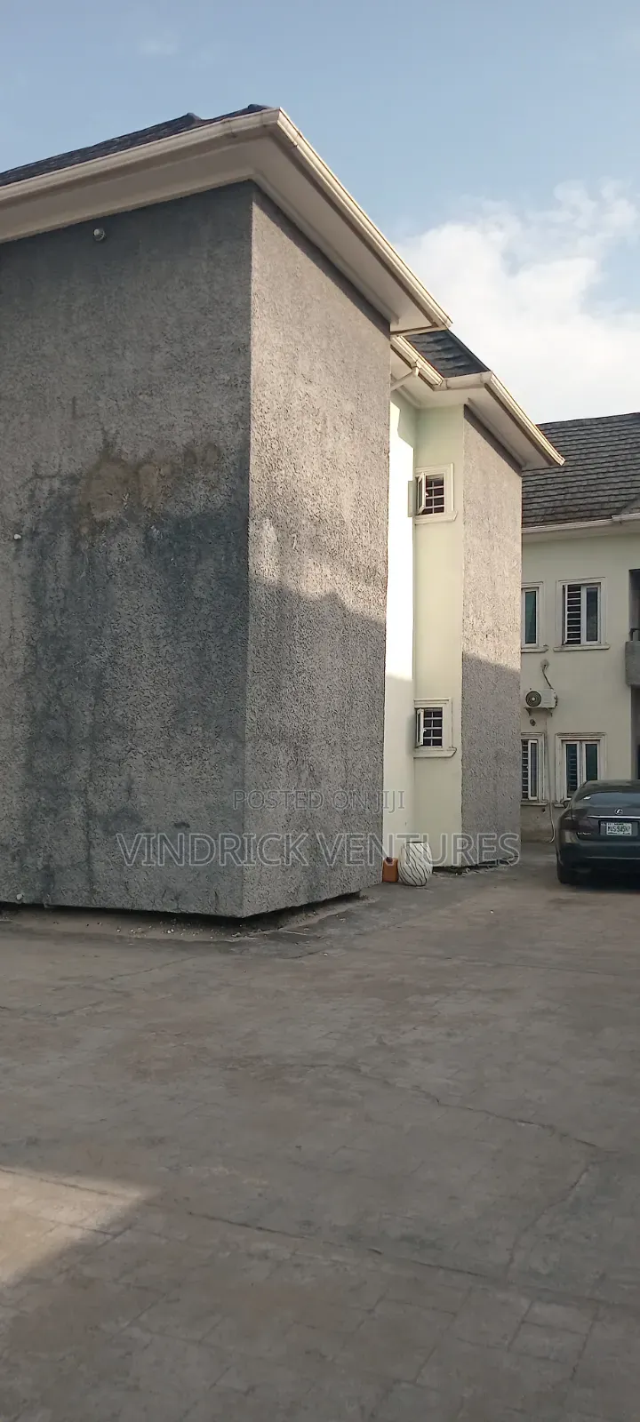 1bdrm Block of Flats in Alaguntan Off Mobil for sale
