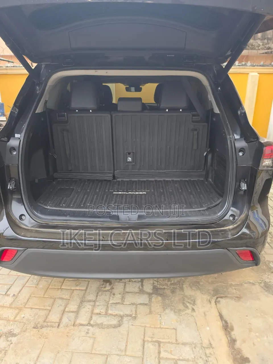 Toyota Highlander 2021 Brown