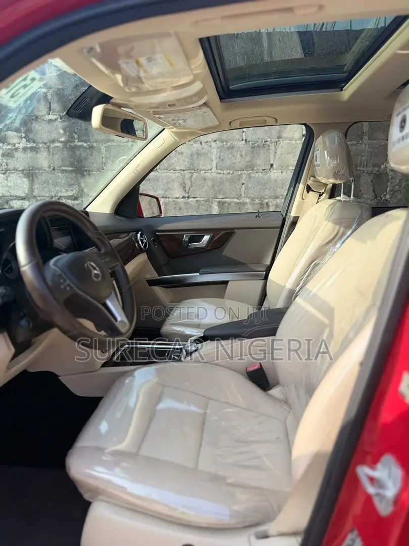 Mercedes-Benz GLK-Class 2014 Red