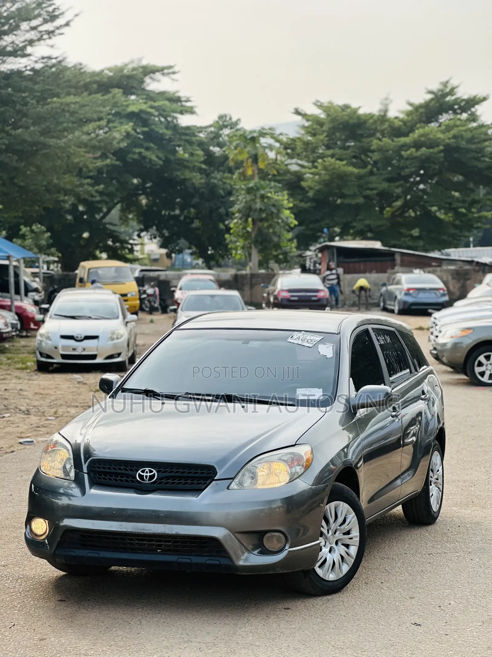 Toyota Matrix XR Hatchback AWD (1.8L 4cyl 4A) 2006 Gray