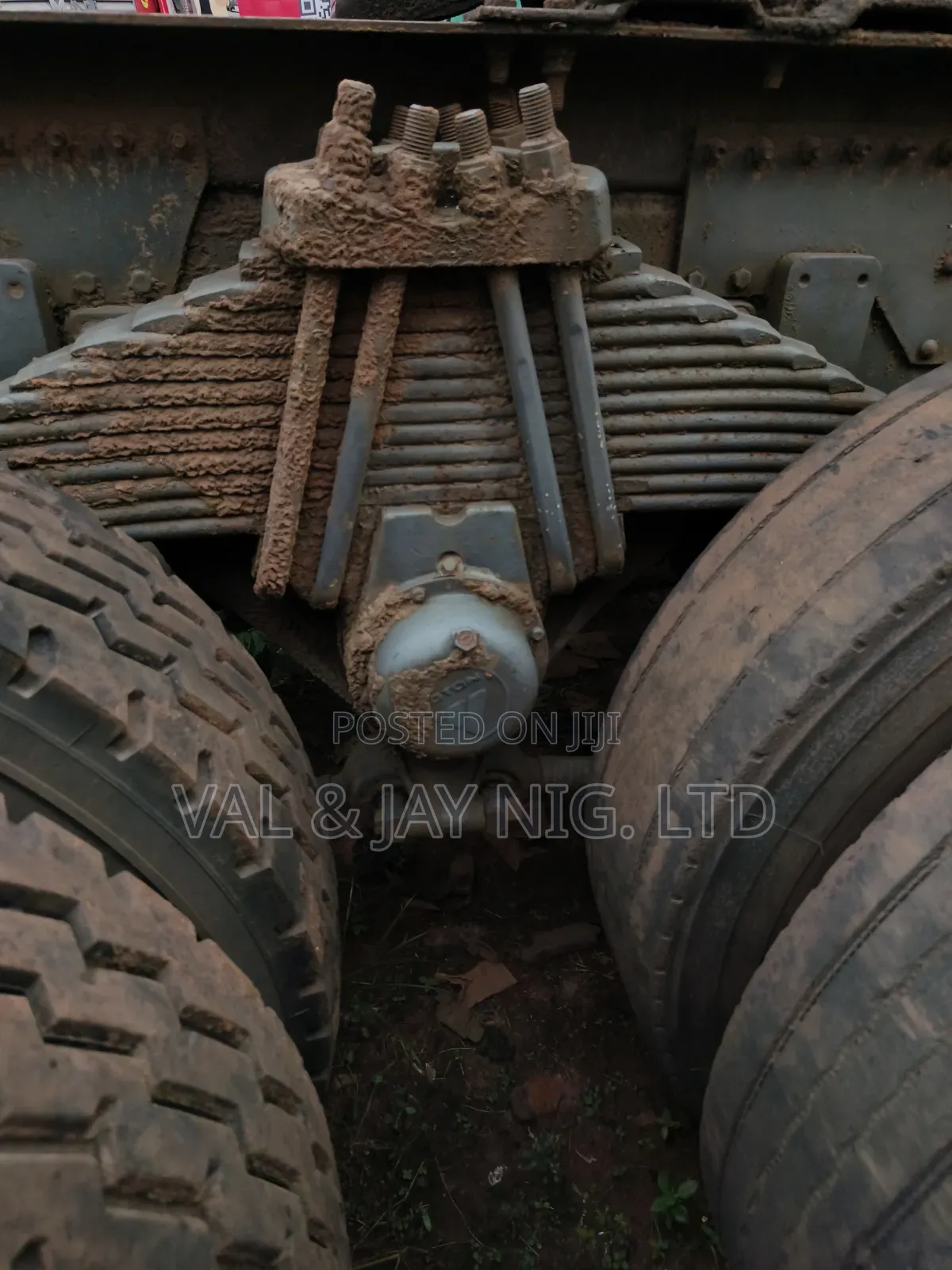 Howo 371 China Truck Head - Double Axle 10 Tyres
