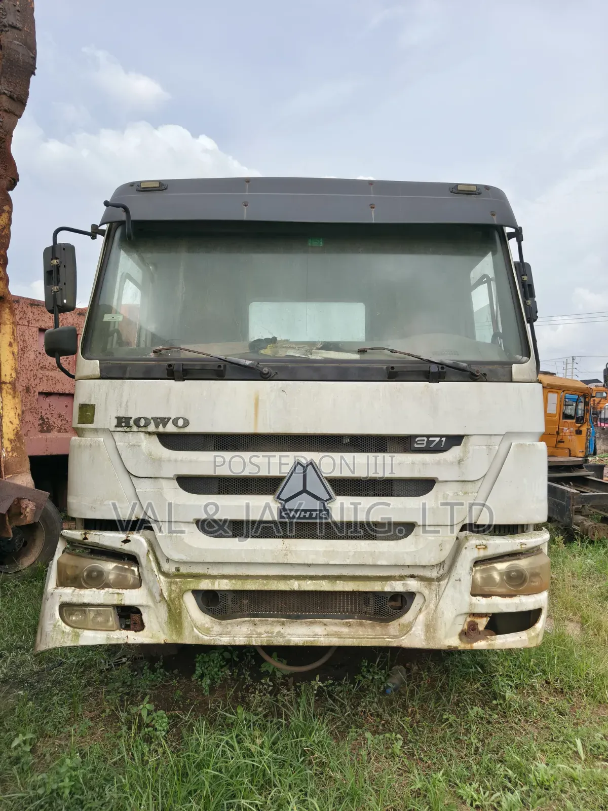 Howo 371 China Truck Head - Double Axle 10 Tyres