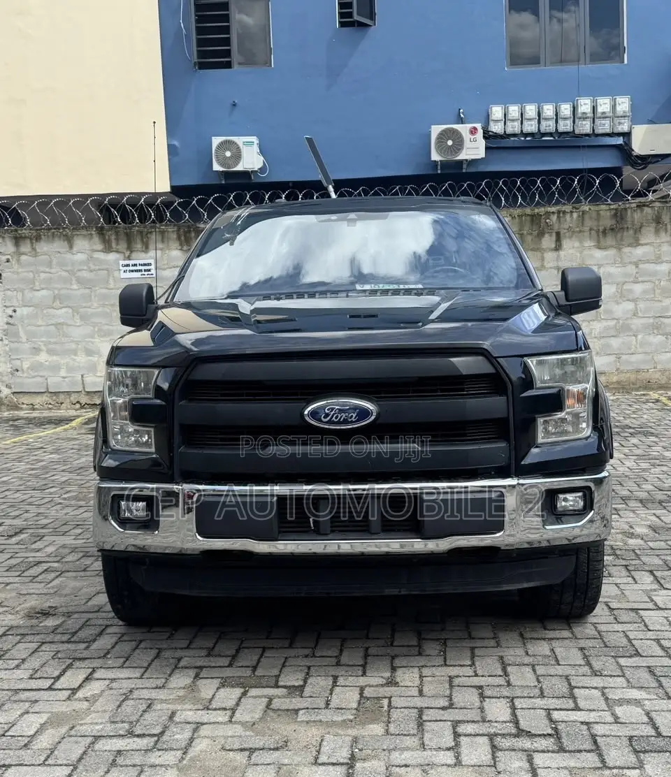 Ford F-150 2015 Black