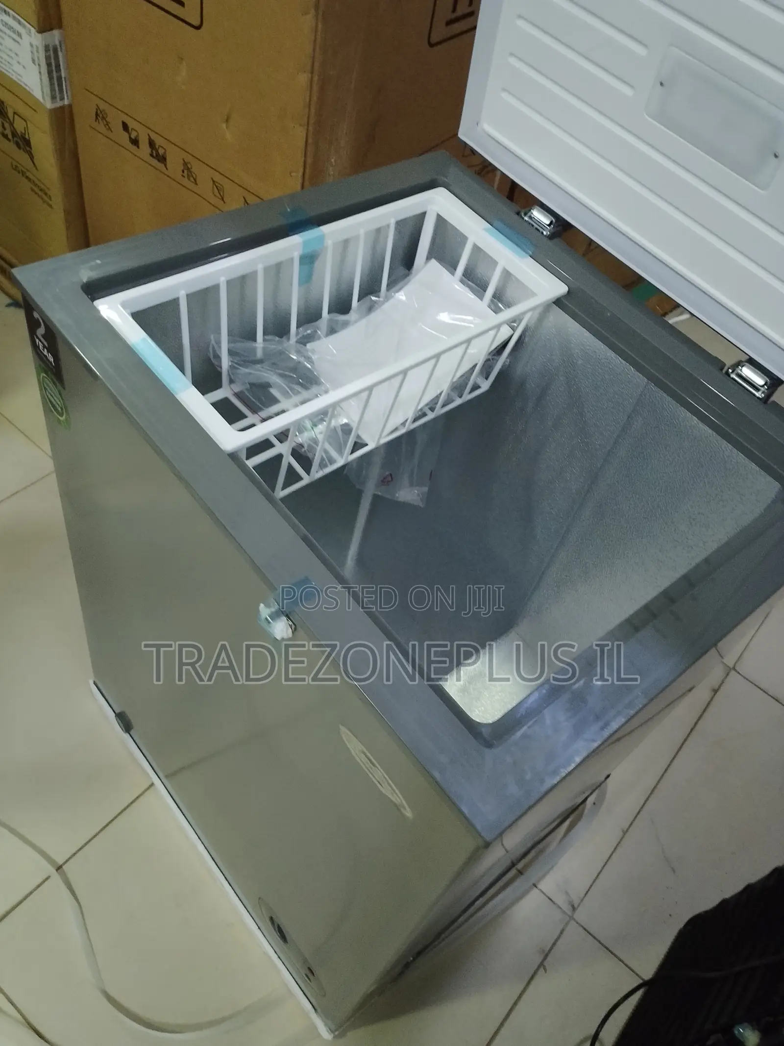 148L Kenstar Deep Freezer for Shops Needing Extra Capacity