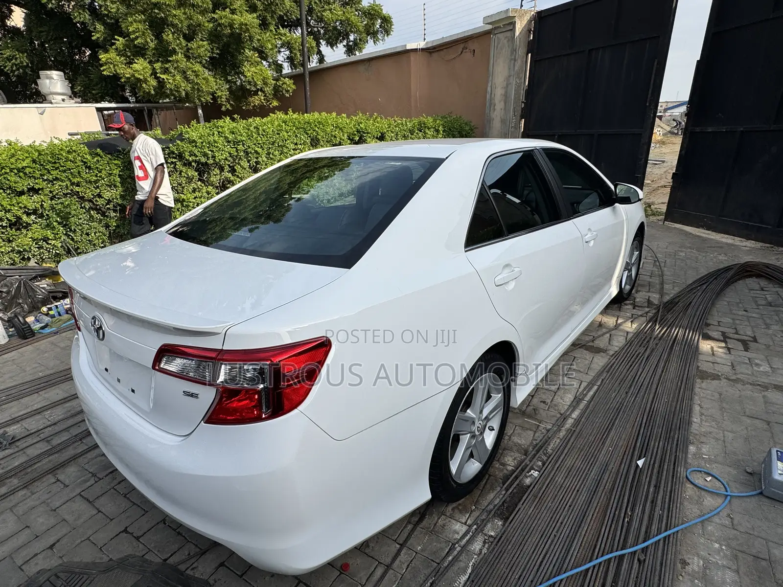 Toyota Camry SE Limited Edition 4dr Sedan (2.5L 4cyl 6A) 2012 White
