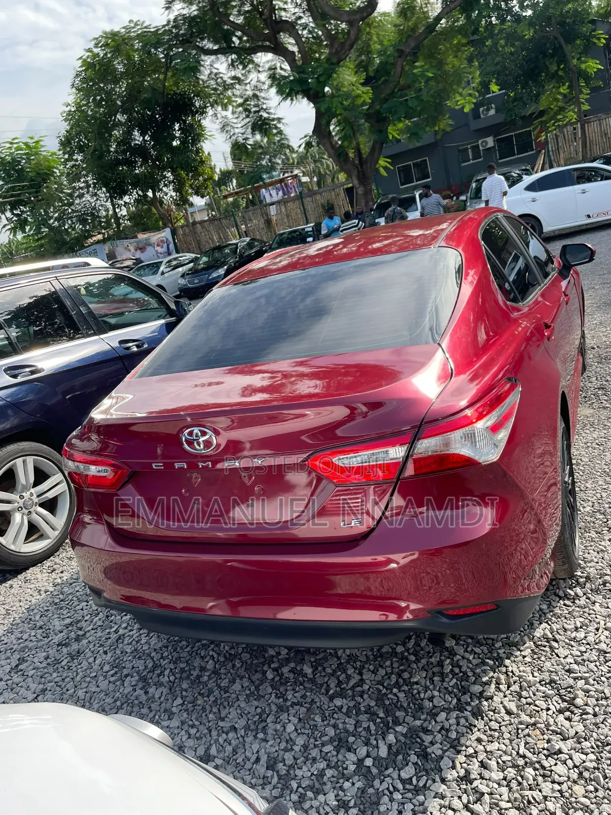Toyota Camry LE 4dr Sedan (2.5L 4cyl 6A) 2017 Red