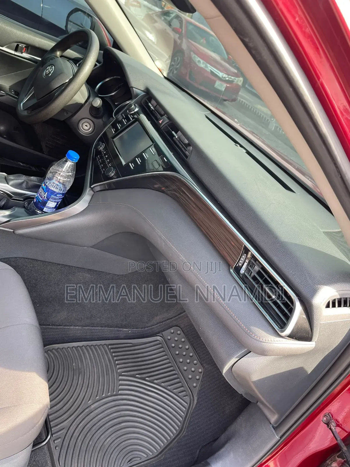 Toyota Camry LE 4dr Sedan (2.5L 4cyl 6A) 2017 Red