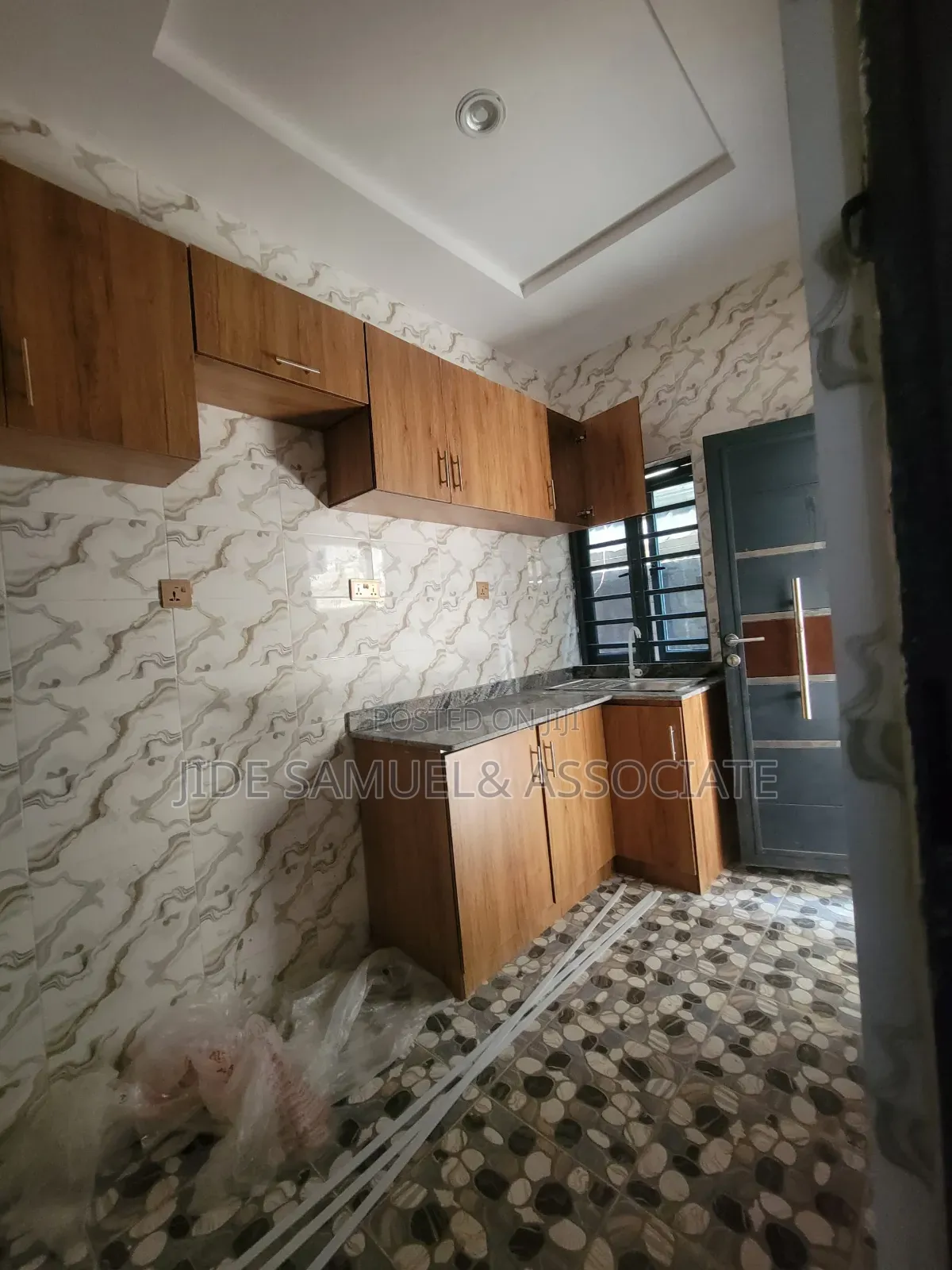 Furnished 2bdrm Block of Flats in Ayobo for rent