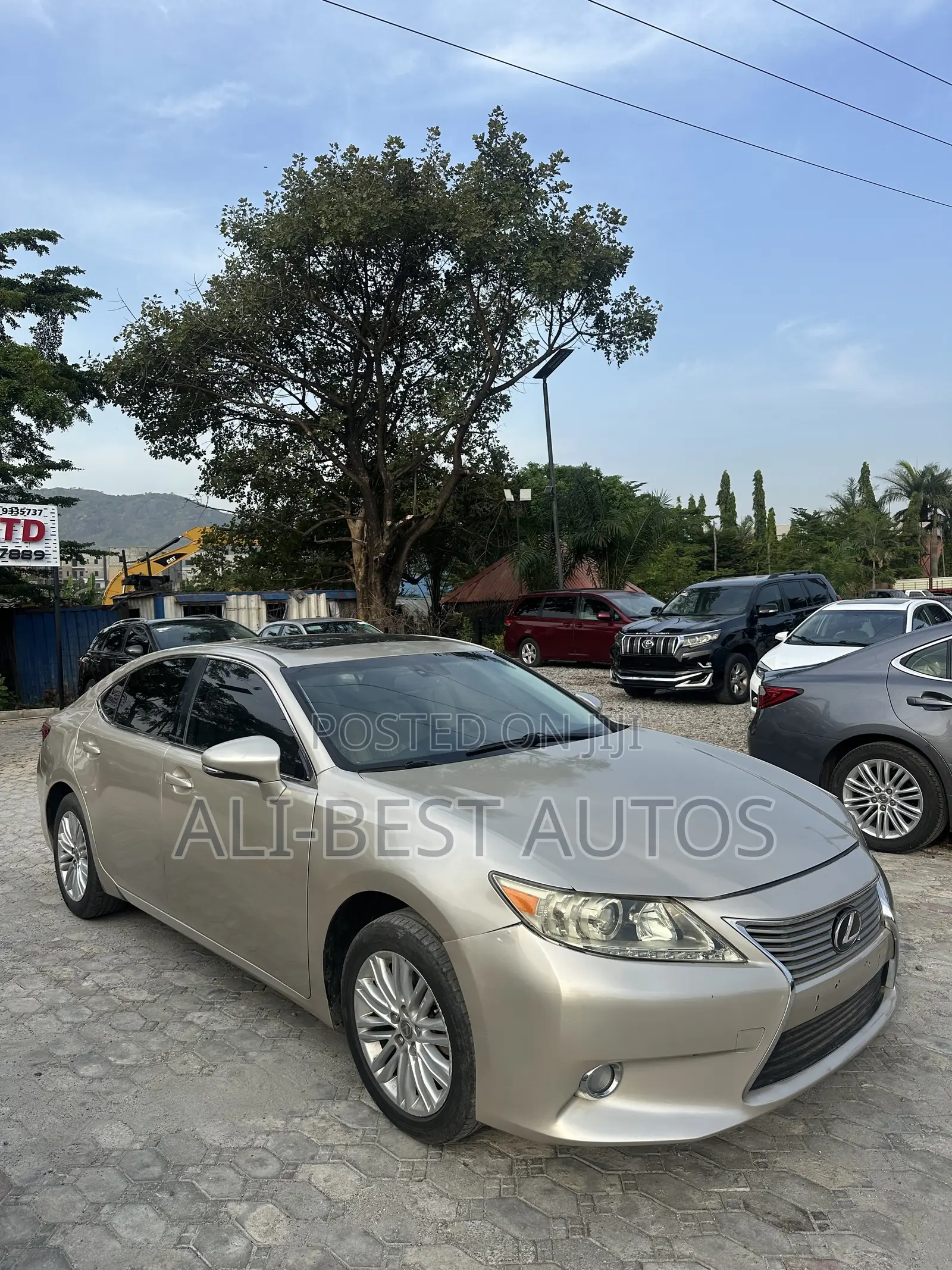 Lexus ES 350 FWD 2013 Gold