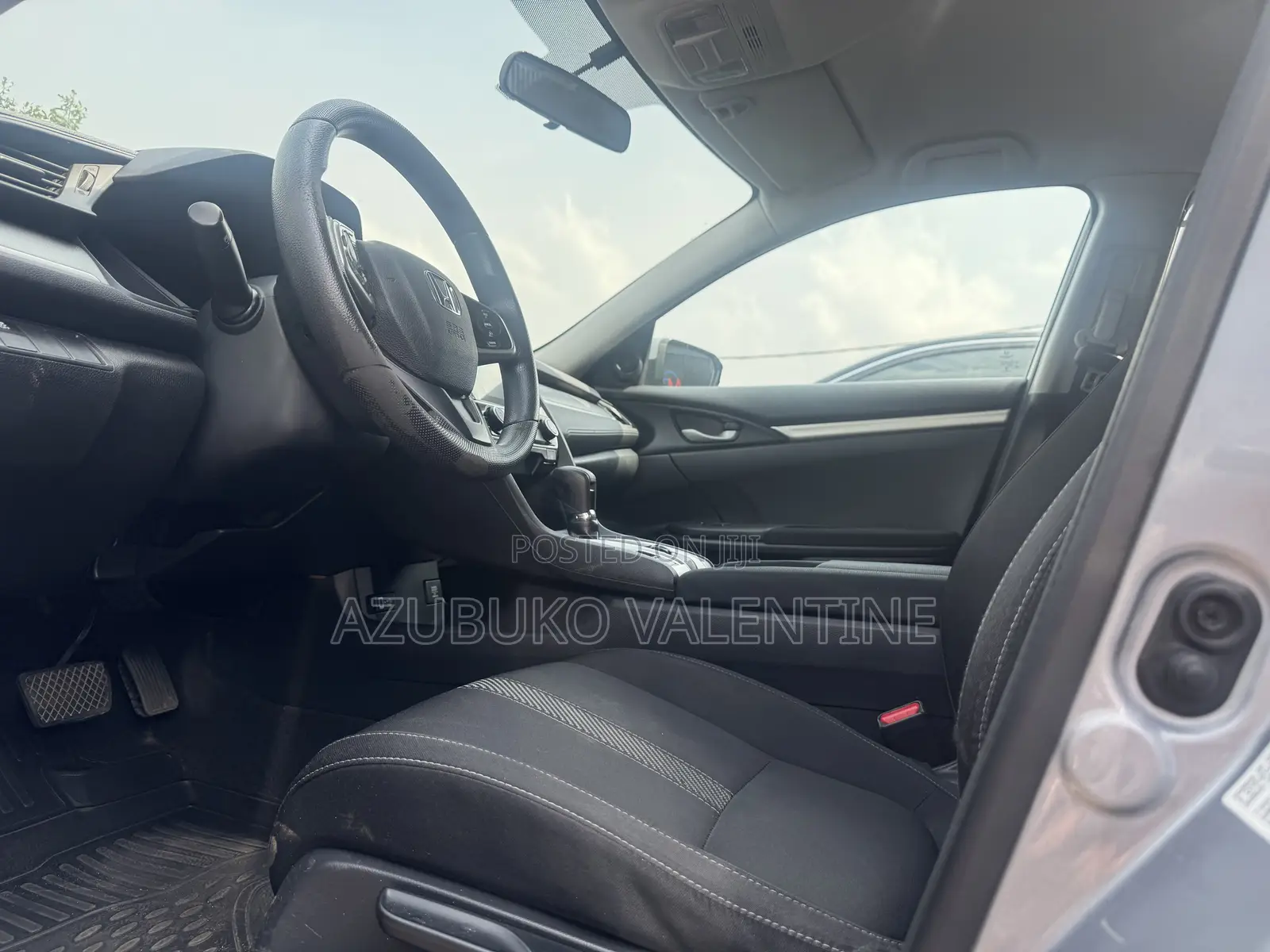 Honda Civic LX Sedan 2018 Silver