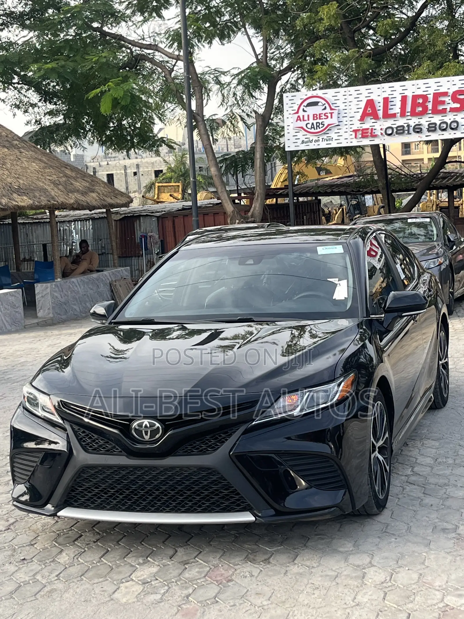 Toyota Camry SE FWD (2.5L 4cyl 8AM) 2018 Black
