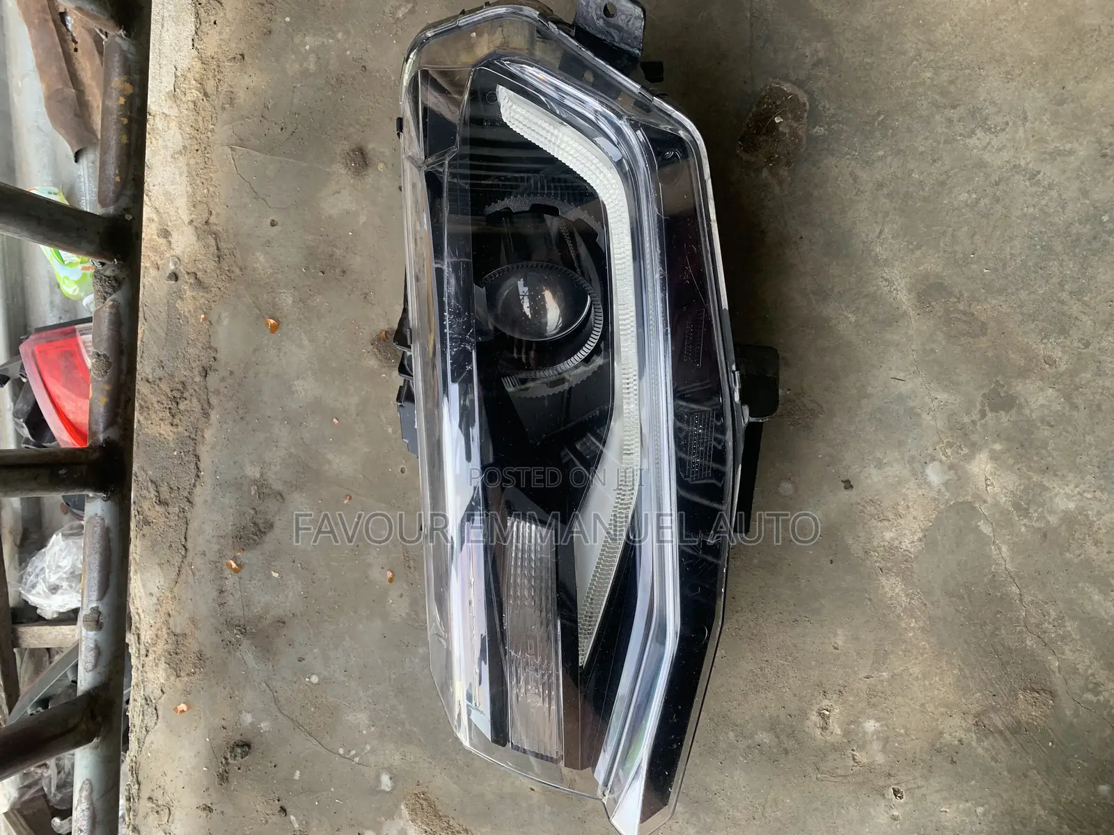 Headlight Chevrolet Camaro 2016-2022