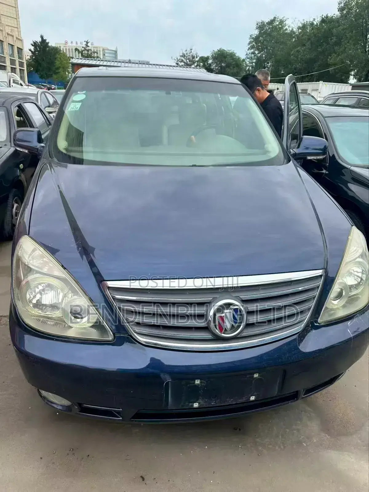Buick GL8 2.4L Comfort 2012 Blue