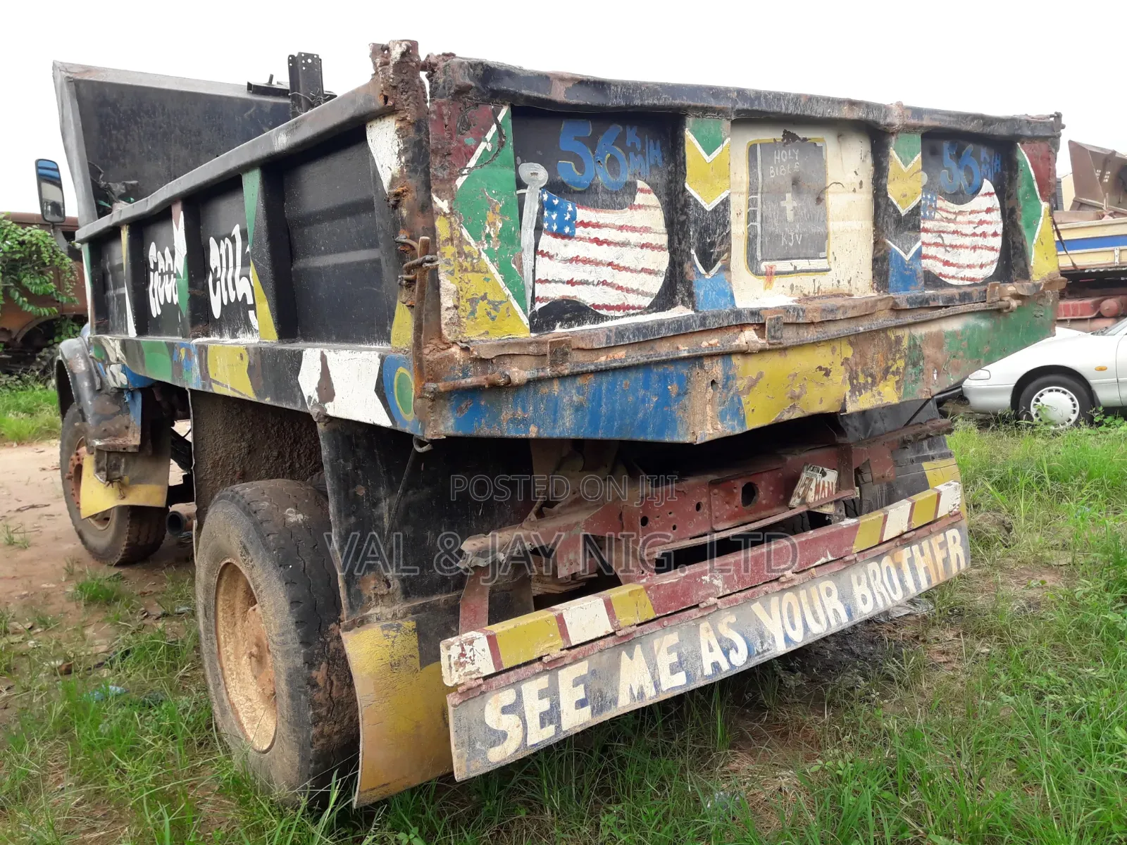 Mercedes Benz 911 TIPPER TRUCK - NIGERIAN USE
