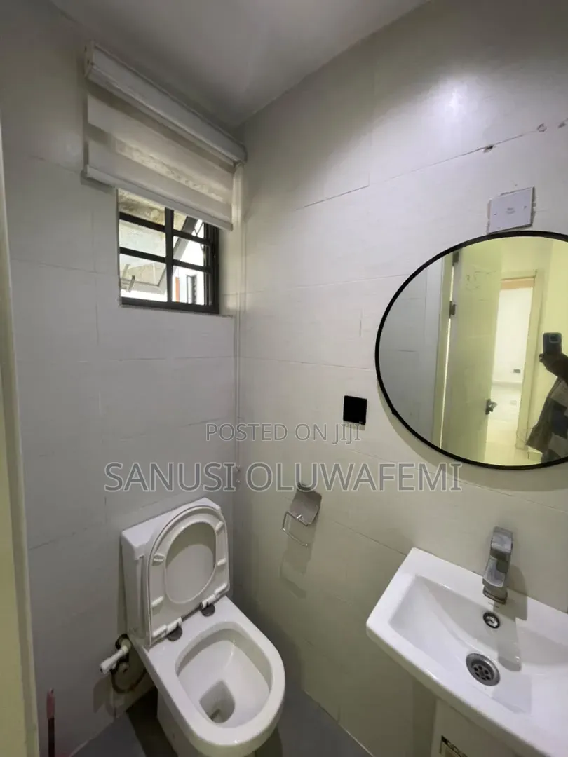 2bdrm Block of Flats in Ologolo for rent