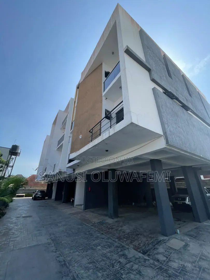 2bdrm Block of Flats in Ologolo for rent