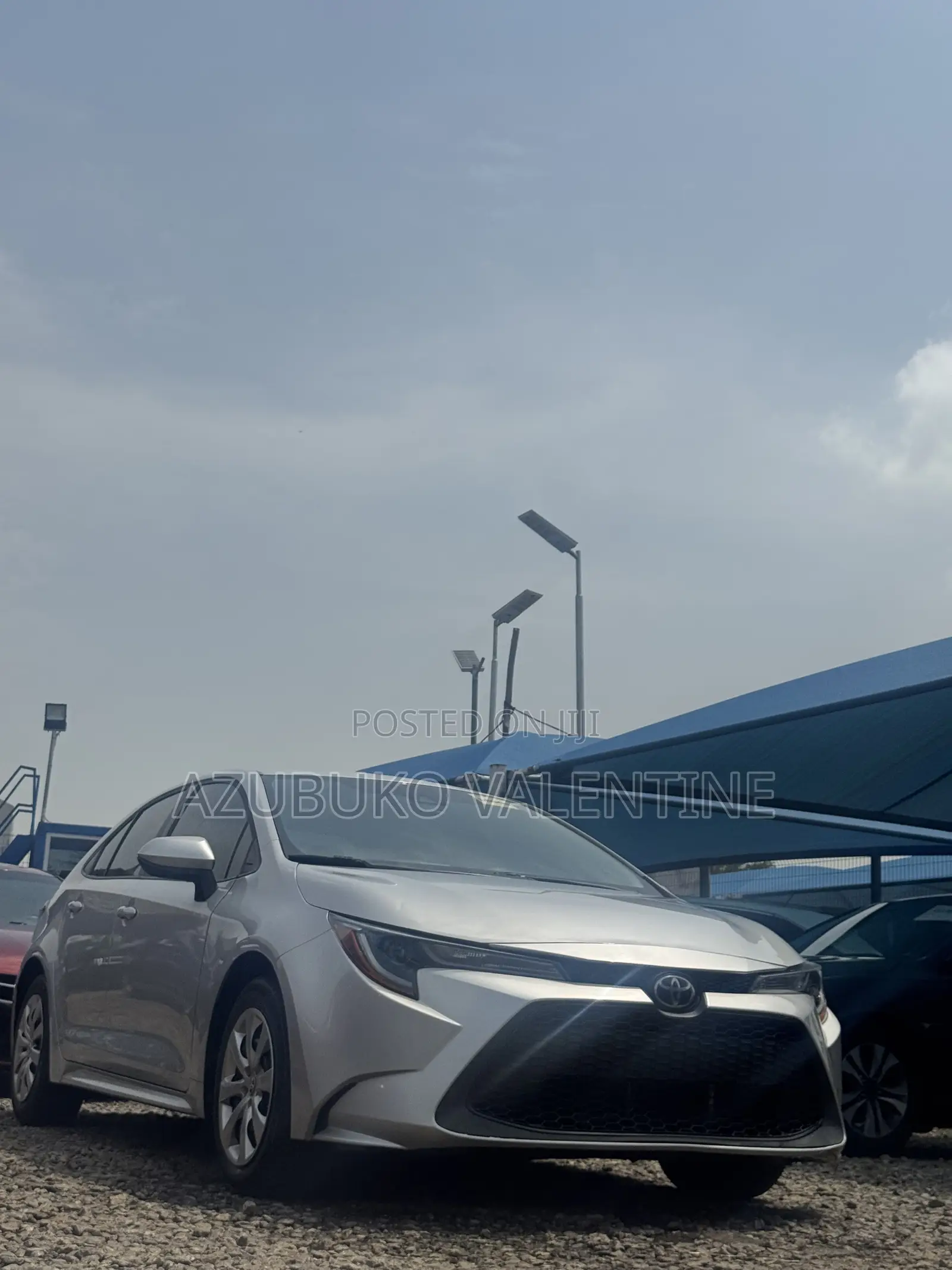 Toyota Corolla LE 2020 Silver