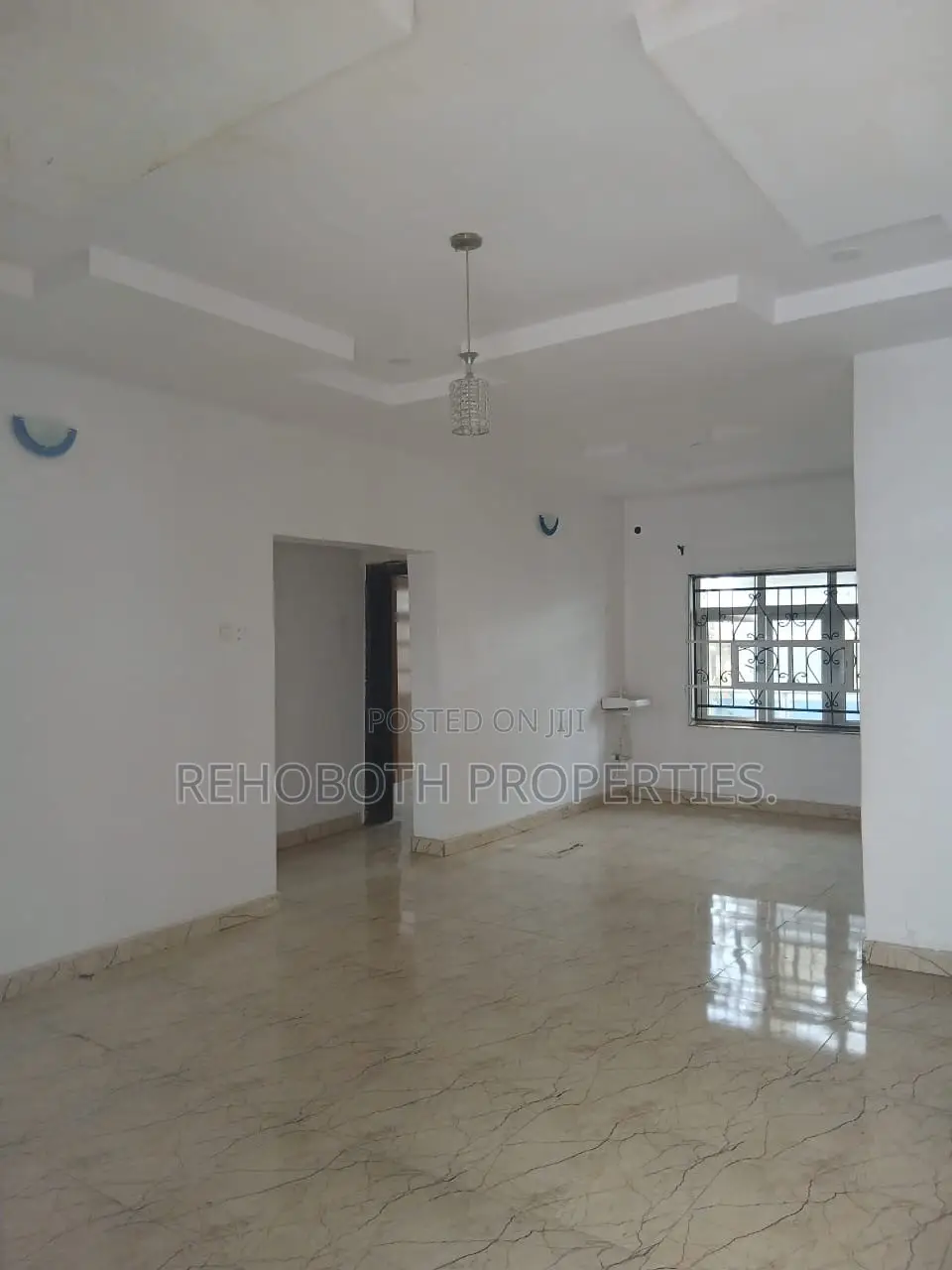 2bdrm Apartment in Elebu Oja, Akala Express for rent