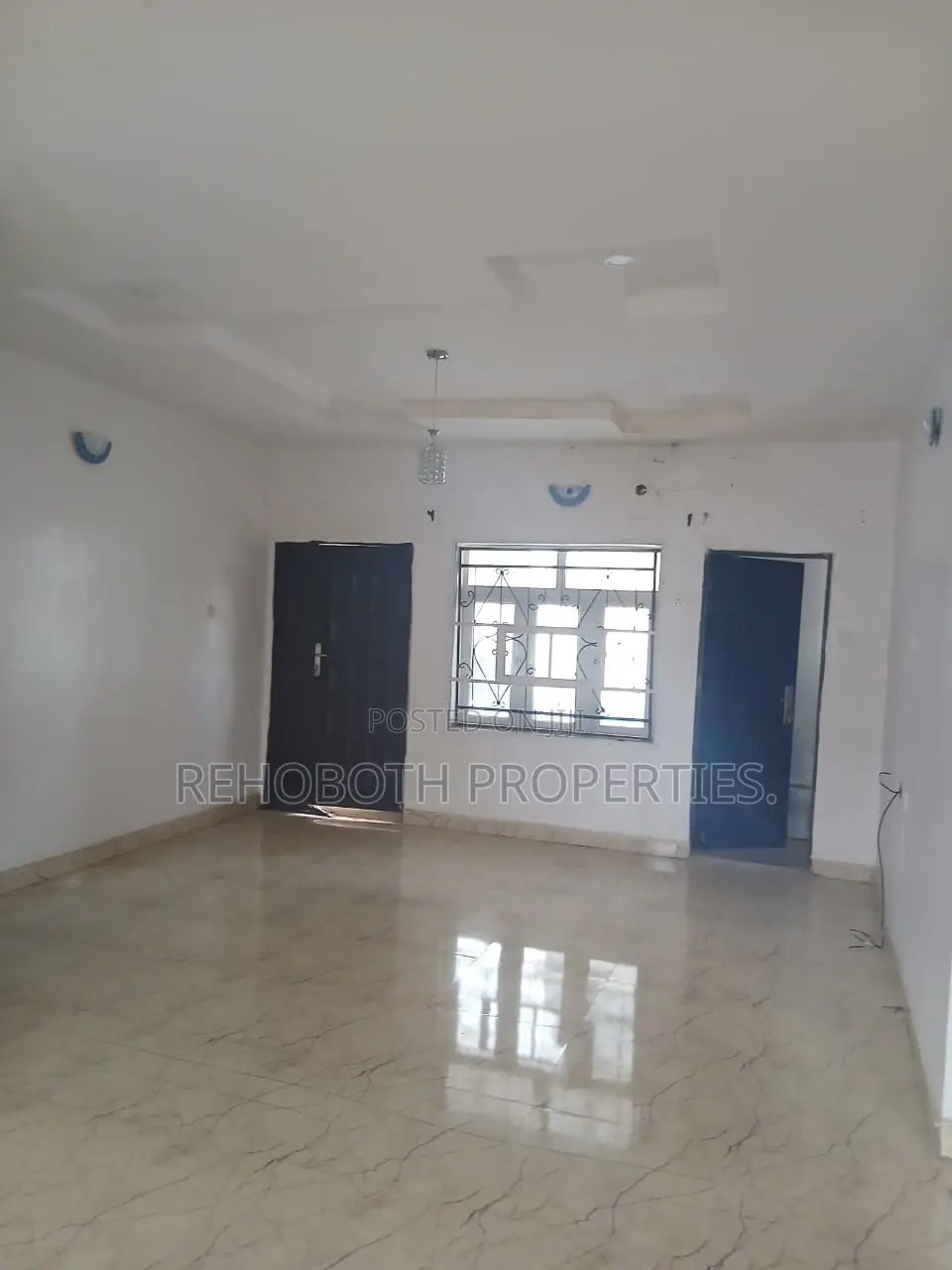 2bdrm Apartment in Elebu Oja, Akala Express for rent