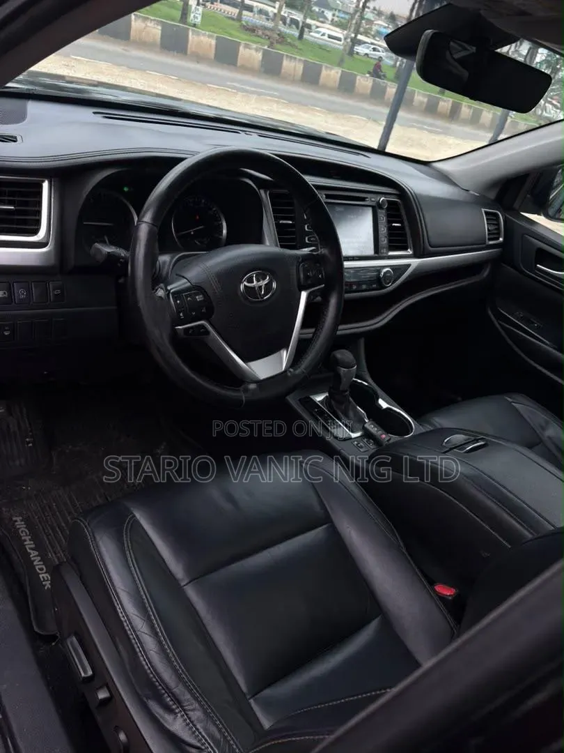 Toyota Highlander 2018 Black