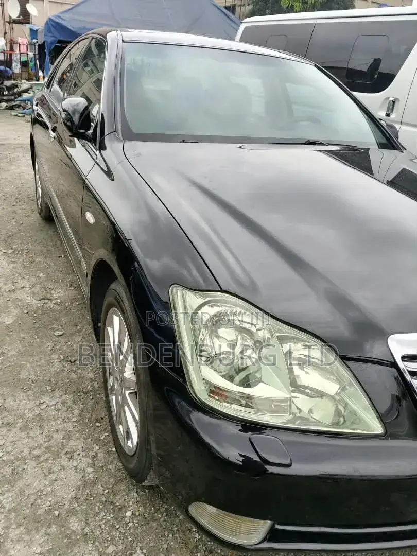 Toyota Crown 2008 Black