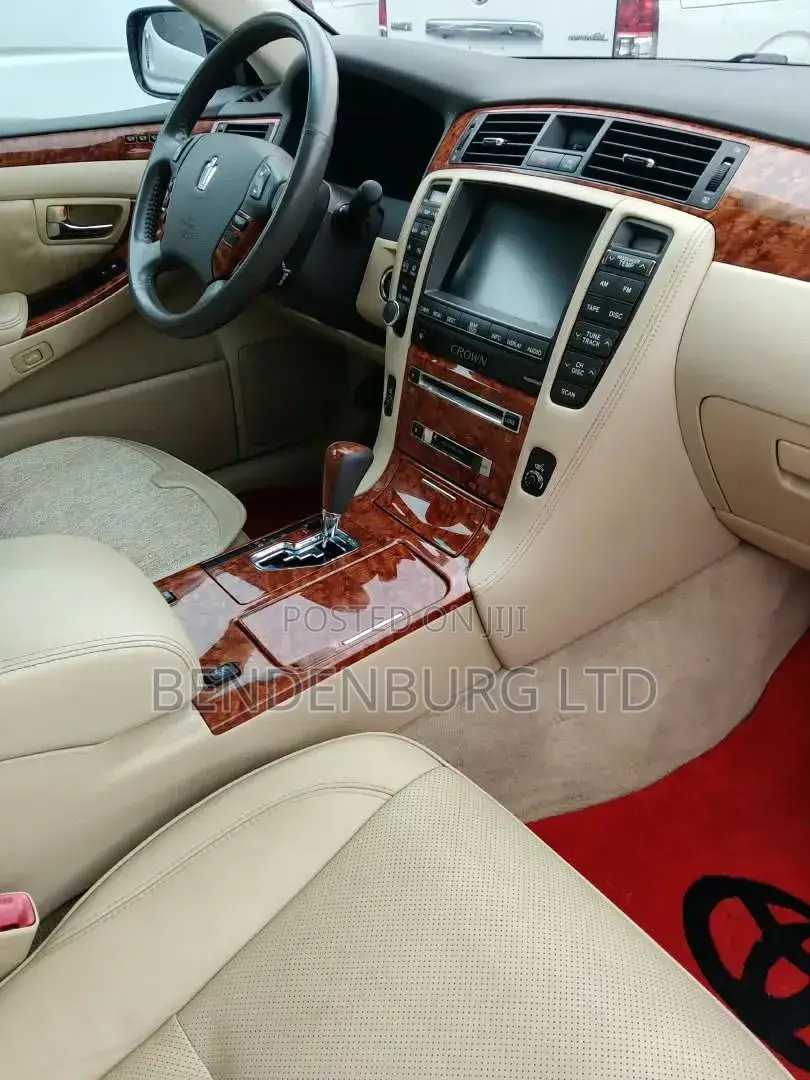 Toyota Crown 2008 Black