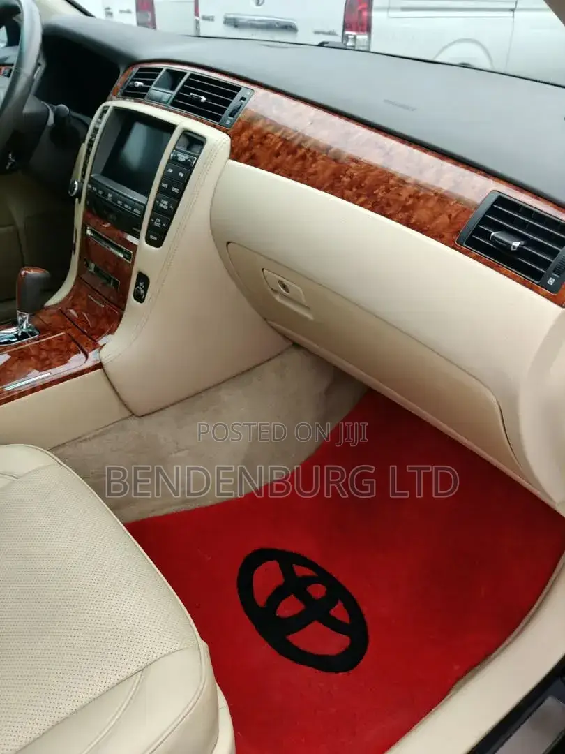 Toyota Crown 2008 Black