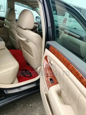 Toyota Crown 2008 Black