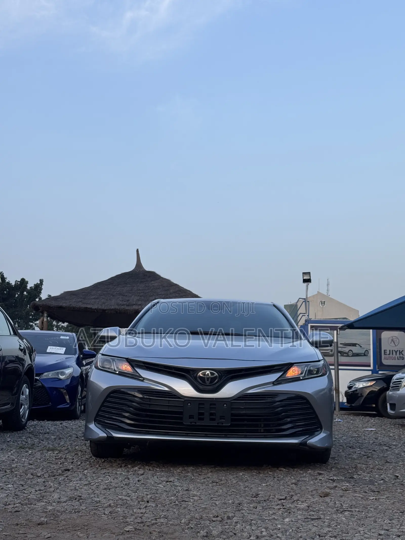 Toyota Camry SE (2.5L 4cyl 8A) 2019 Silver
