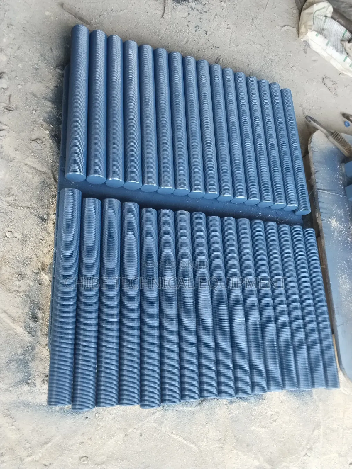 2" X600mm Teflon Coated Stud Bolts and Nut