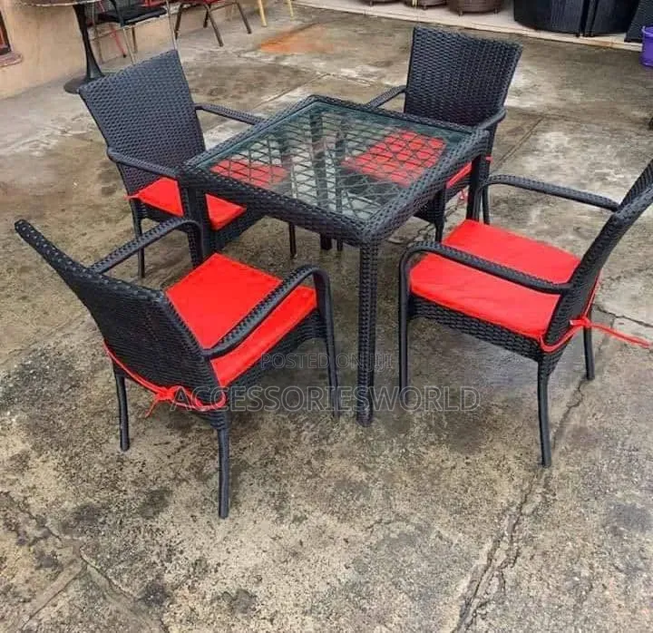 Premium 4-Seater Rattan Outdoor Dining Table Set With Red Cushions