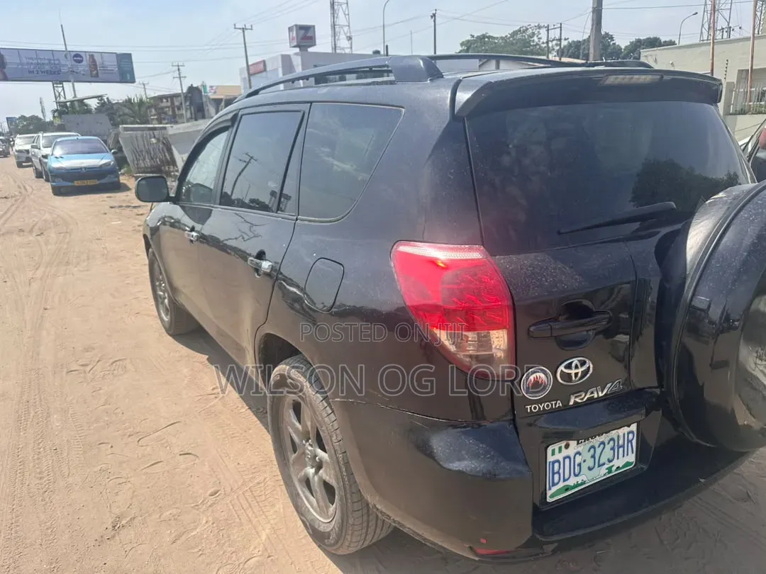 Toyota RAV4 2008 Black