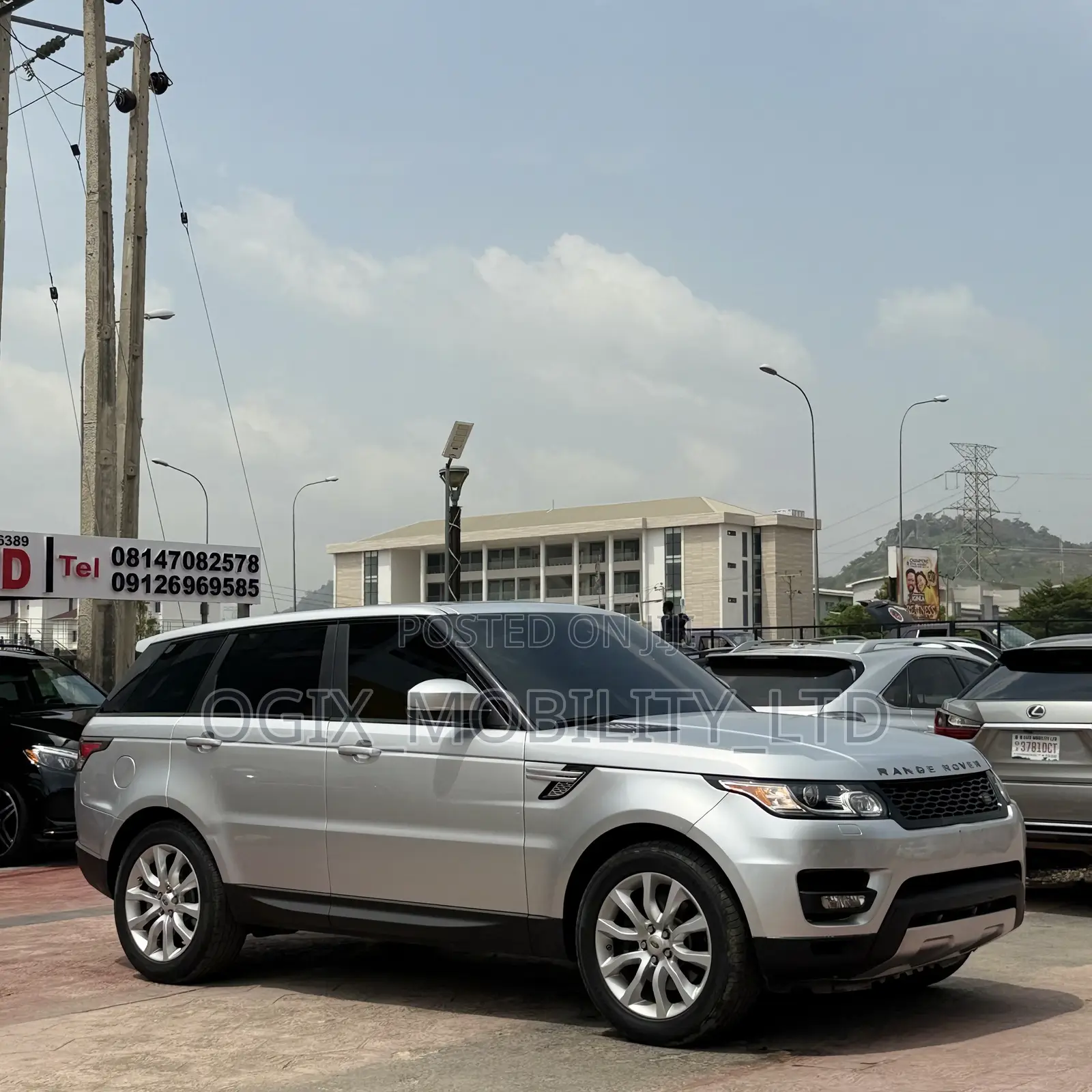 Land Rover Range Rover Sport HSE 4x4 (3.0L 6cyl 8A) 2014 Silver