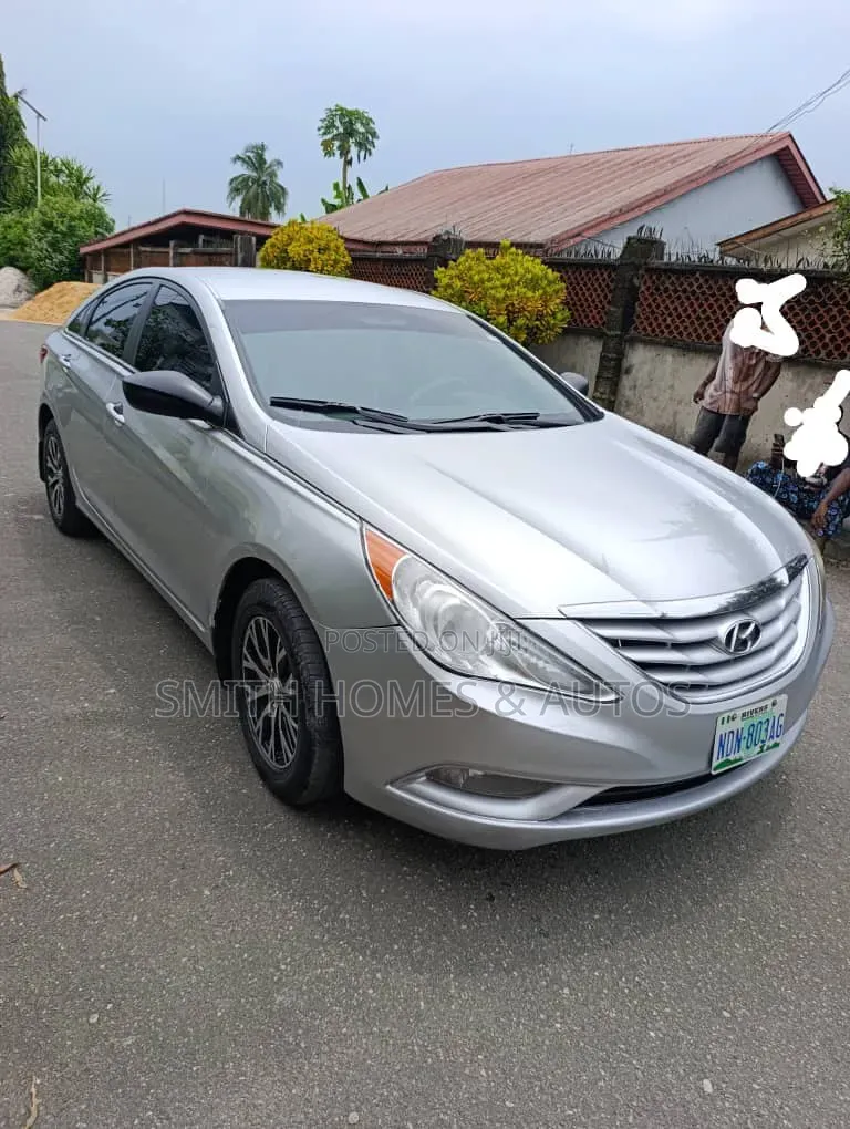 Hyundai Sonata 2012 Silver