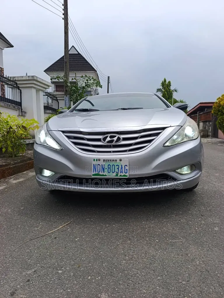 Hyundai Sonata 2012 Silver