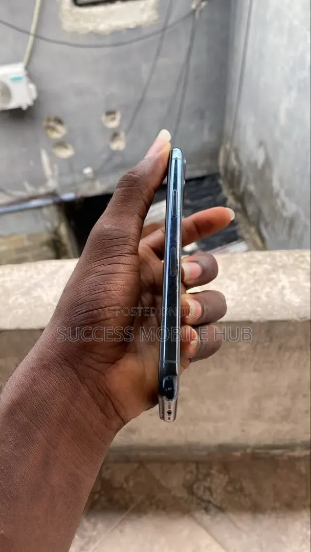 Apple iPhone 11 Pro 64 GB Green